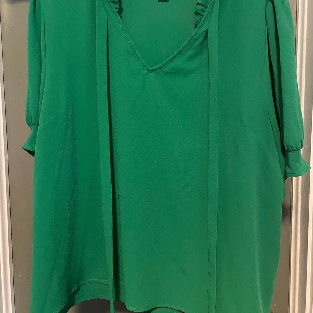 CeCe Green Tie Front Relaxed Blouse